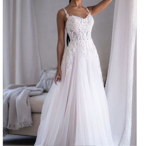 Allure - Style 3607L - Size 10 - Desert/Champagne